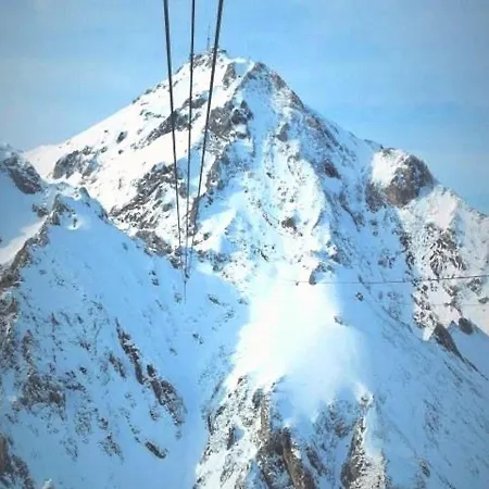 6 Pers, Pied Des Pistes, Balcon, Parking Couvert, Animaux Ok, Grand Tourmalet - Fr-1-404-56 La Mongie